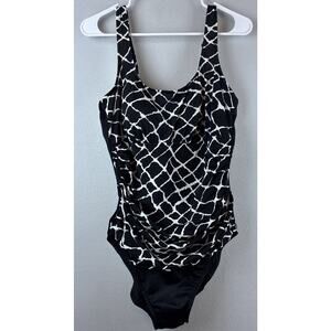 Trimshaper Sz 16 Tall 1 Pc Ruched Black & White Adj Straps Shelf Bra Swimsuit